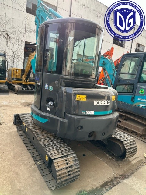 Kobelco SK55 excavator with excellent power durability and high efficiency Japanese Kobelco SK55 small excavator