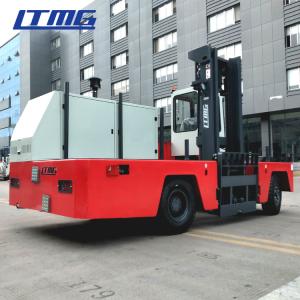China Diese Powered Side Loader Container Truck , 5 Ton Side Moving Forklift ISUZU Engine on sale