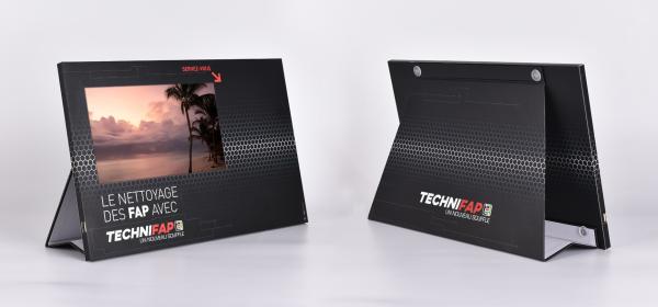 Quality 7 inch instore video display, Custom design point of purchase video display screens powered by AC adaptor for sale