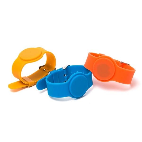 Customized NFC UHF RFID Wristband Tag For Accurate Inventory Tracking
