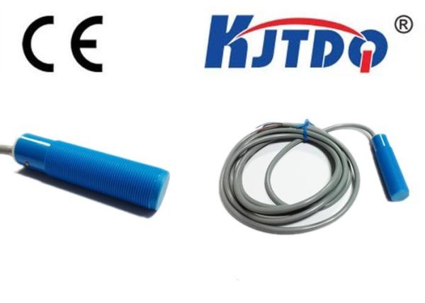 Quality M18 Capacitive Proximity Sensor Flush Sn 10mm PNP NC DC 3 WIRES Cable CE UL for sale