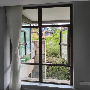 China Easy Installed Flexible Insect Screen DIY Window Screen Kit on sale