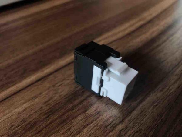 Quality UTP 180 Degree Cat6a Keystone Jack , PC Material Tool Free Keystone Jack for sale