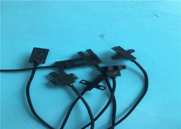 Wide Operation Voltage Photoelectric Light Sensor Reduced External Light