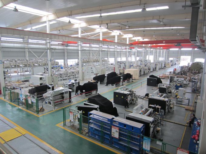 Multi-Function Magnetron Sputtering Metallizer Used For Coating PET Film 5