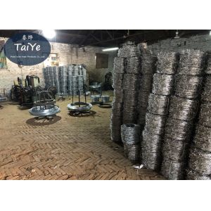 Reinforced Industrial Security Barbed Wire Anti Climbing In Highway