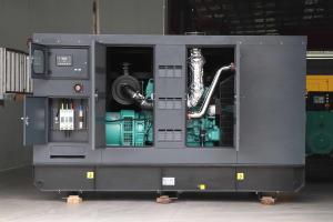 China DCEC Cummins G Drive 6LTAA9.5-G1 Diesel Electric Generator Set 240KW 300KVA on sale