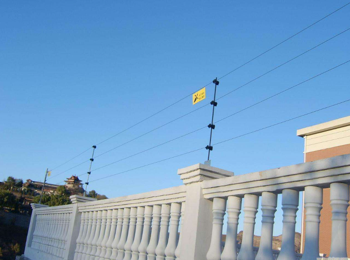 Galvanized Wire 12KV Electric Fencing System For Garden