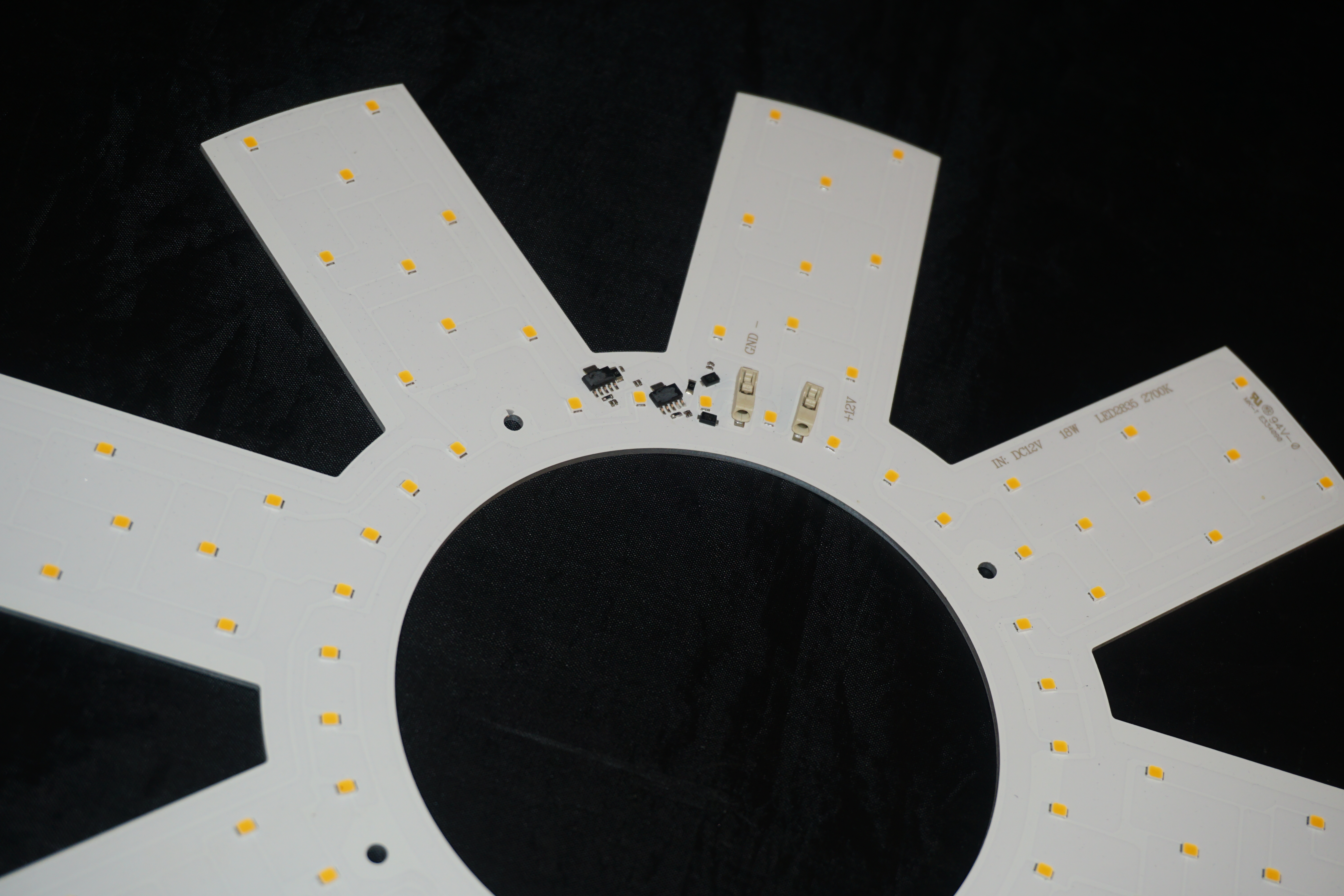 DC12V 18watts SMD2835 Custom PCB LED Module For Ceiling Light