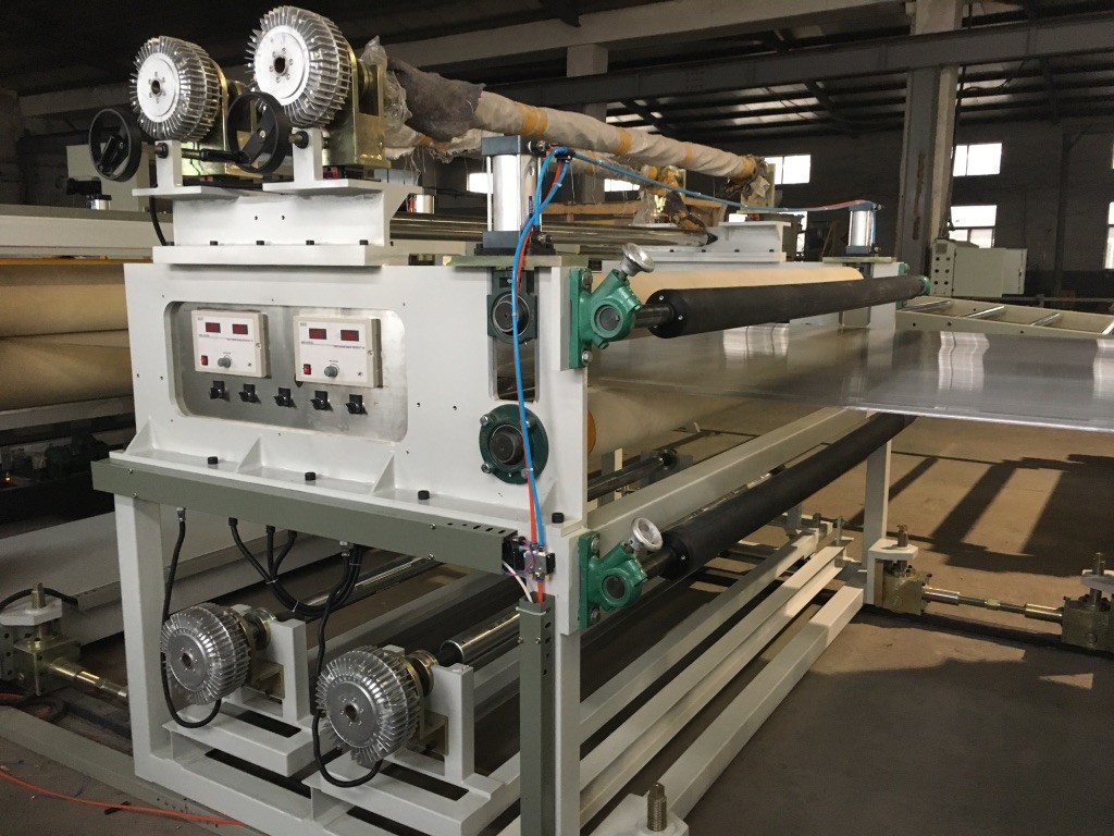 Width 2000mm PP / PE Hollow Grid Sheet Extrusion Machine For Sunshades Of Stadium