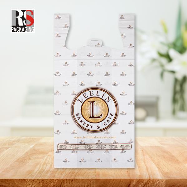 Customized Size Die Cut Handle Plastic Bags T Shirt Shopping Bags For Leisure