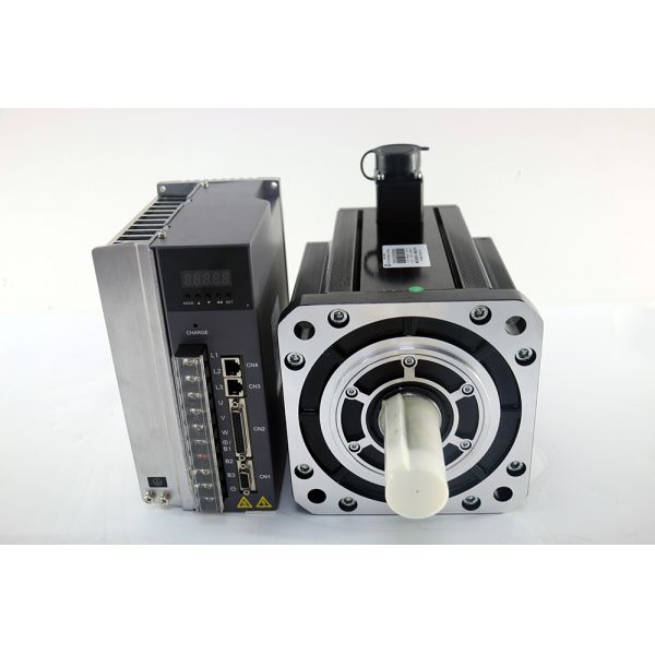 Lichuan 7.5KW 220V 23Bit 3 Phase Servo Motor With Drive Controller 180M48015B+M1532P