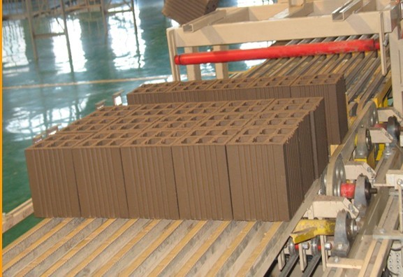 Small capacity India hand made brick factory vauum extruder automatic brick making machinery