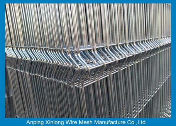 Quality High Anti-Corrosion Hot Dipped Galvanized Wire Mesh Fence For Private Ground for sale