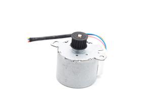 China Detent Torque 0.02 Nm Permanent Magnet Stepper Motor 5mm Shaft Diameter 50mm Motor Diameter on sale