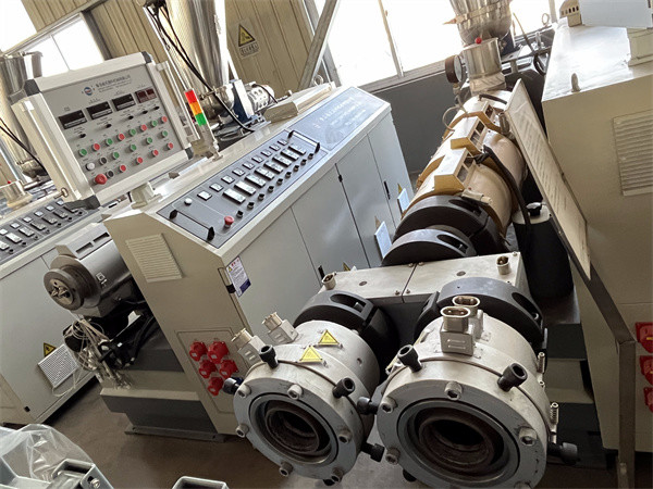 Co Rotating Twin Screw Extruder PVC Small Plastic Extruder Machine