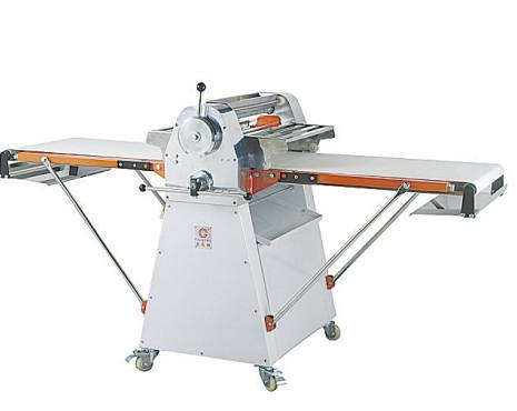 Quality Free Standing Dough Roller Machine / Pastry Processing Equipments 2540 * 910 * 1150mm Two - way Belt - Driven for sale