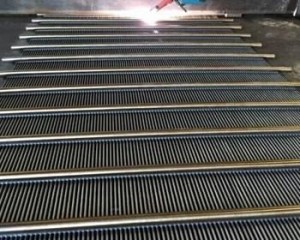 Liquid Filter Wedge Wire Screen Panels For Mining / Oil Field Screening Filtration