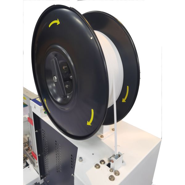 High Quality New Design Auto Strapping Low Table pp Belt Strapping Machine for Packaging Machinery