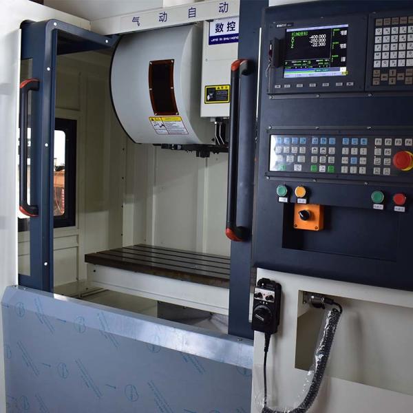 Quality 0.01mm Positioning Accuracy Cnc Vertical Machine Center 3 Axis for sale