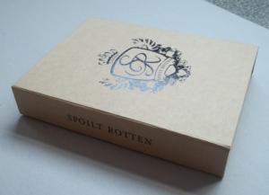 China Custom magnet folding kraft paper flat pack box luxury magnetic gift box with magnet closure on sale