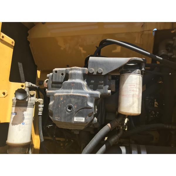 Secondhand Komatsu PC200-8 (20 ton) Japan crawler hydraulic backhoe excavator