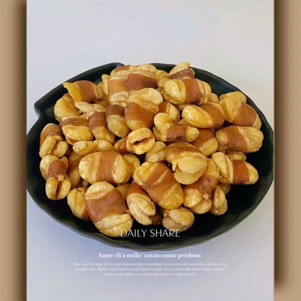 Quality Belted Fava Bean Snack Fried Salted Crisp Broad Bean Uniform Size for sale