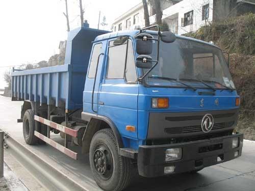 Quality 2010 Year Used Dump Truck 190hp Automatic Dump For Loading Heavy Goods for sale