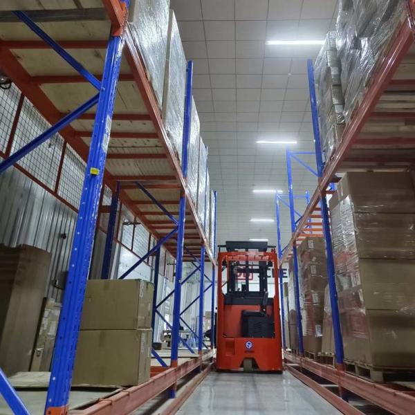 Customized Vna Pallet Racking For Goods Storage In Warehouse Environment