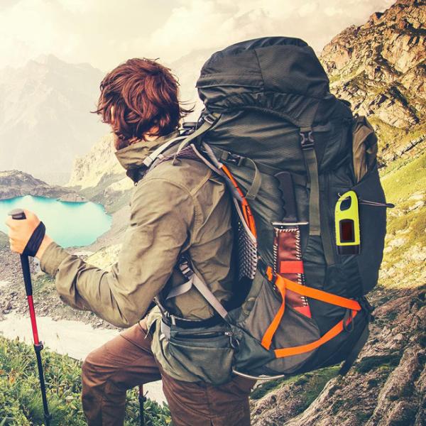 Solar Powered Rechargeable LED Flashlight 6000K 90 CRI For Outdoor Sports