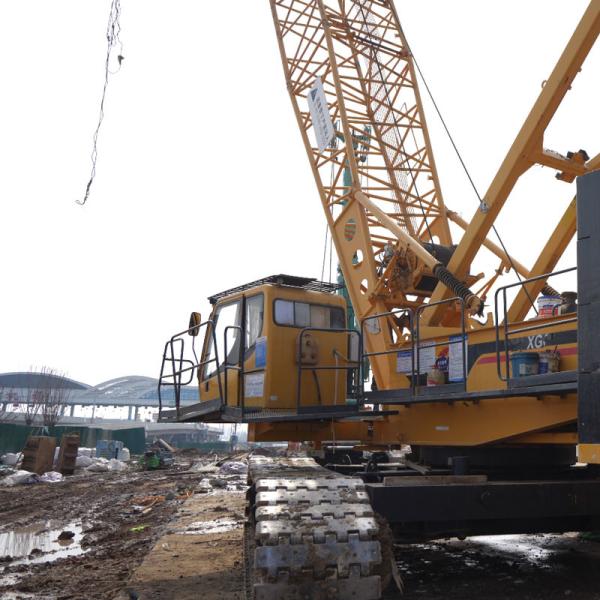 Quality Xgc300 Used 300 Ton Crawler Crane For Construction for sale