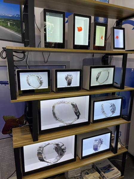 Custom Shape Bracket Design 10.1-18.5inch Transparent LCD Display Box Contrast