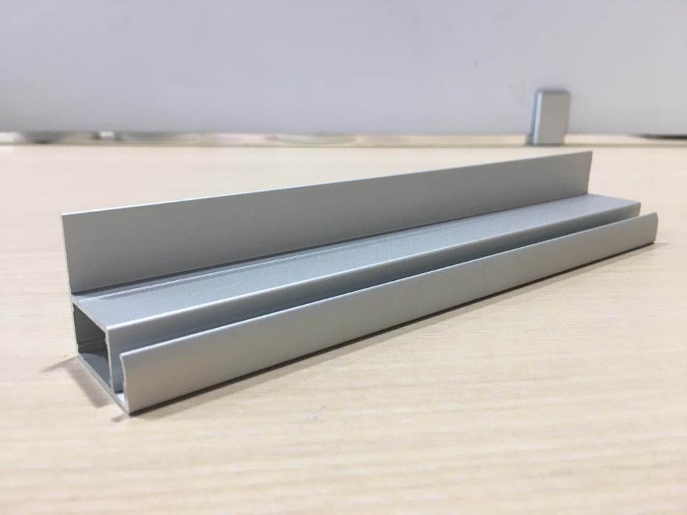U Shaped Aluminium Extruded Profiles Commercial Aluminium Solar Panel Frame