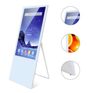 4K Portable Digital Signage Display Indoor 941.18×529.41mm Vivid Image Layout