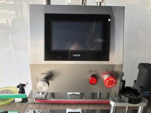 Many Kind of Bottles Servo Capping Machine Automatic Bottle Capper 20-50 Pcs / Min