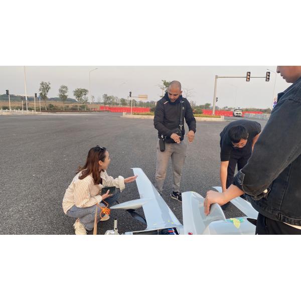 ZHUQUE VTOL Fixed Wing UAV Take Off Weight 10kg 210min Endurance
