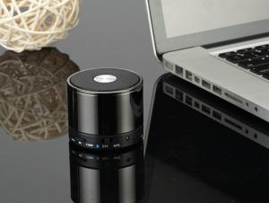 China hot selling cheap LED lamp Bluetooth speakers on sale