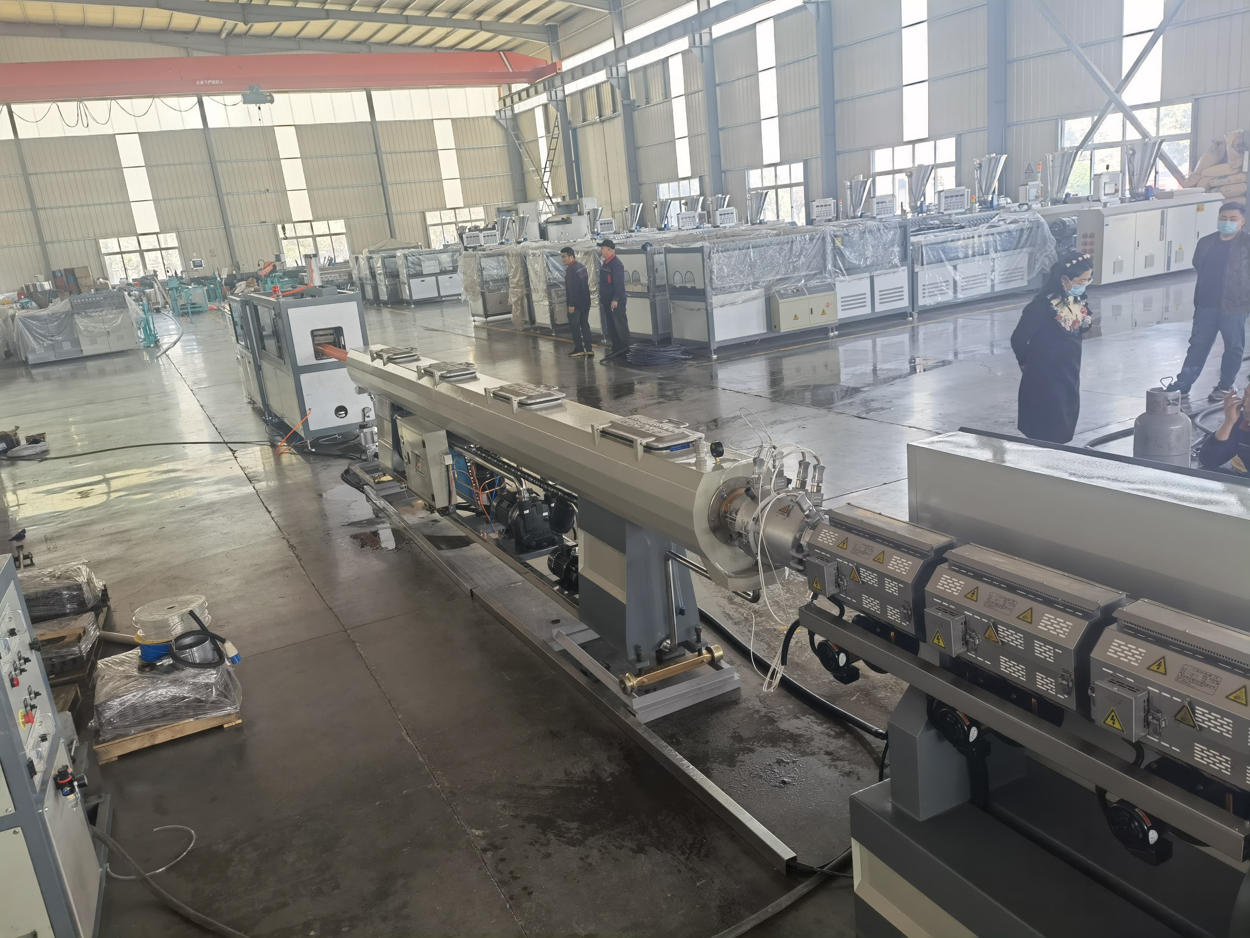 Making Machine Line For PE PP PVC PPR HDPE MPP Pert Plastic Water Pipe Cable Conduit Tube Extrusion Production