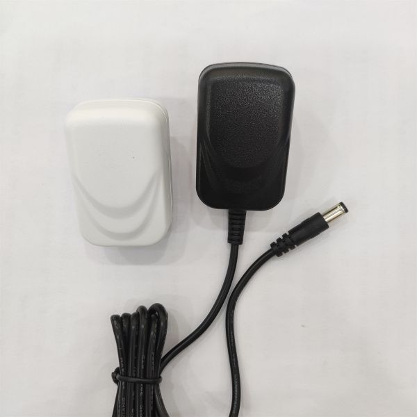 12V 0.4A Wall Mount Power Adapters Safe Electric For Tv / Dvd