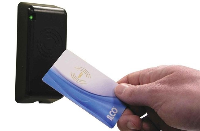 CMYK Printing NFC Smart Card For Access Control NFC Plastic Cards 85.6x54mm