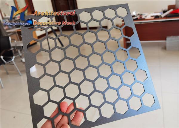 Quality Carbon Steel Hexagonal Perforated Metal Screen Panels 2440mm 1220mm for sale