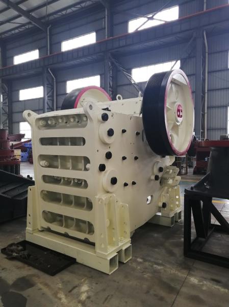 Quality Pev C Series Jaw Crusher , Mining Screening Equipment With V Type Cavity for sale