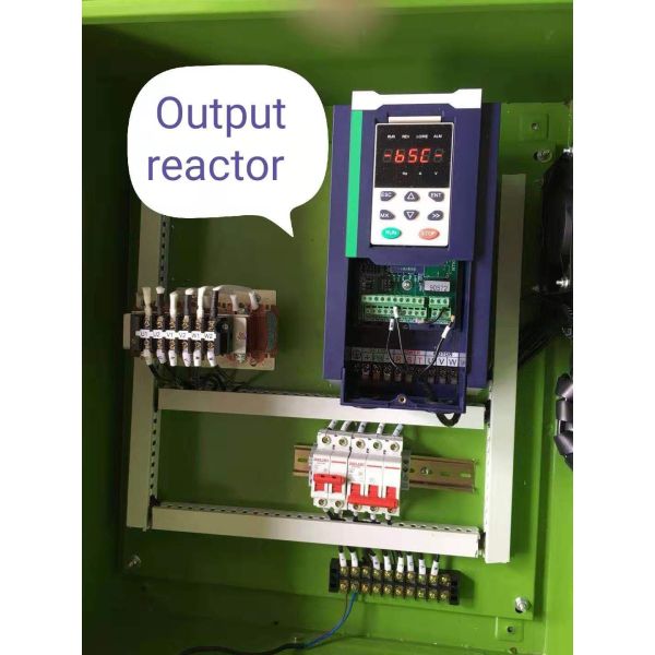 380V 75KW - 132KW Solar Water Pump Controller MPPT VFD Solar Inverter