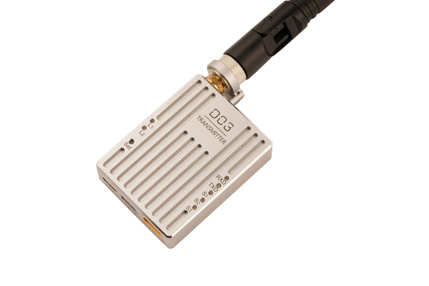 The D03 data&RC link is a military-grade data transmission product suitable for smaller installation spaces.