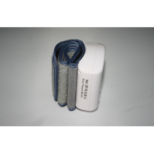 Wrist Digital Blood Pressure Apparatus , Ambulatory bp Monitoring