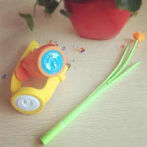 promotion ABS key finder keychain alarm with wristband bluetooth smart key finder