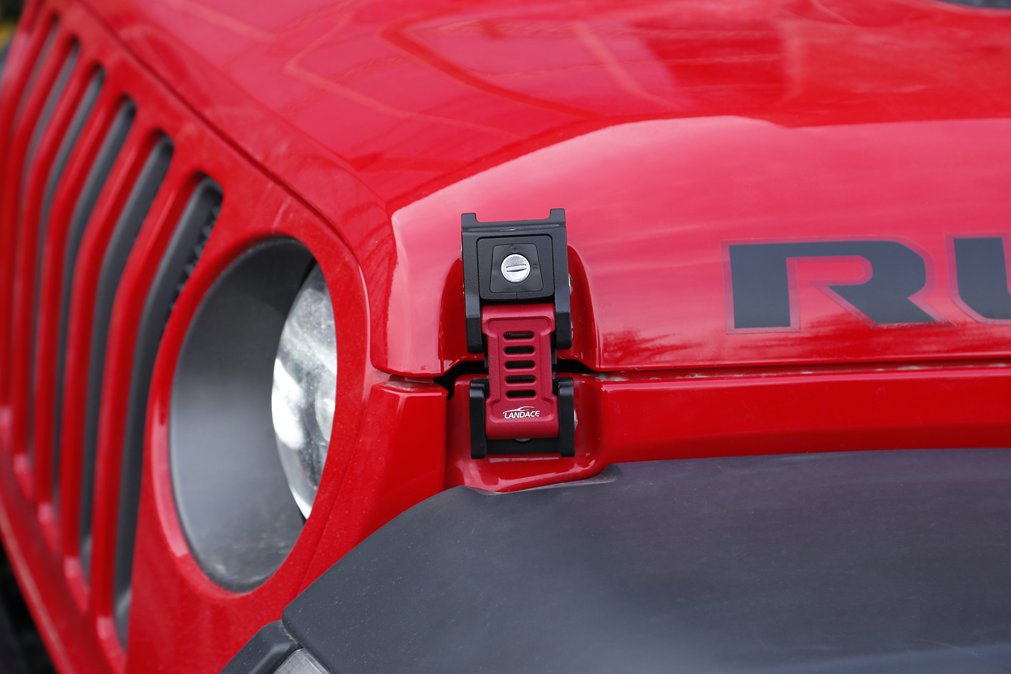 Custom Hood Catches for Jeep Wrangler JK JL Net Weight 0.35kg/pc Process CNC machined