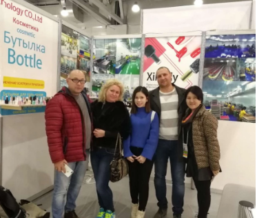 Plastic Pp Nail Polish Brush White Black For Personal Care Nail Bottle