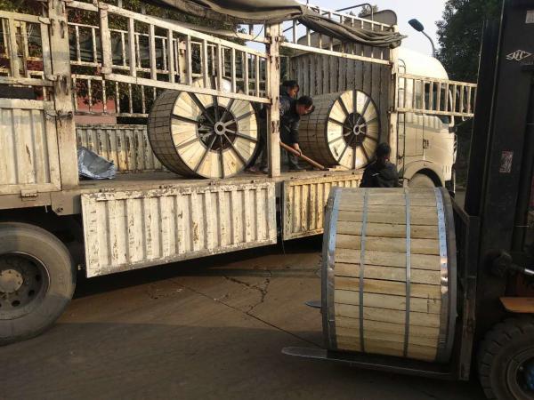 Quality Concentric Stranded Bare Copper Wire , 500m Length Overhead Power Cables for sale