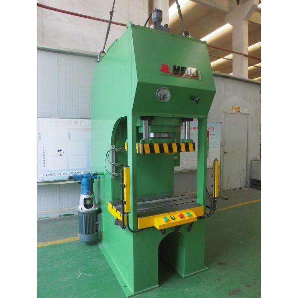 160 Ton C Frame Hydraulic Press Machine For Press Fitting CNC